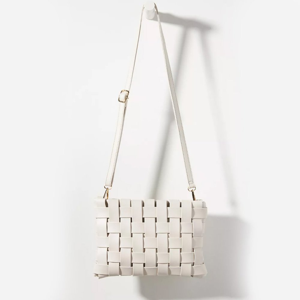 Lindy Woven Clutch